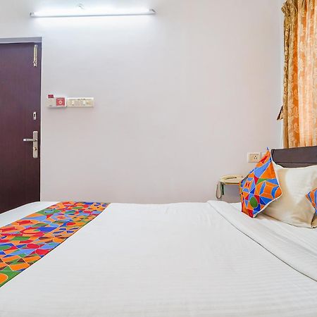 Fabexpress Its South East Residency Hotel Siruseri Exterior foto