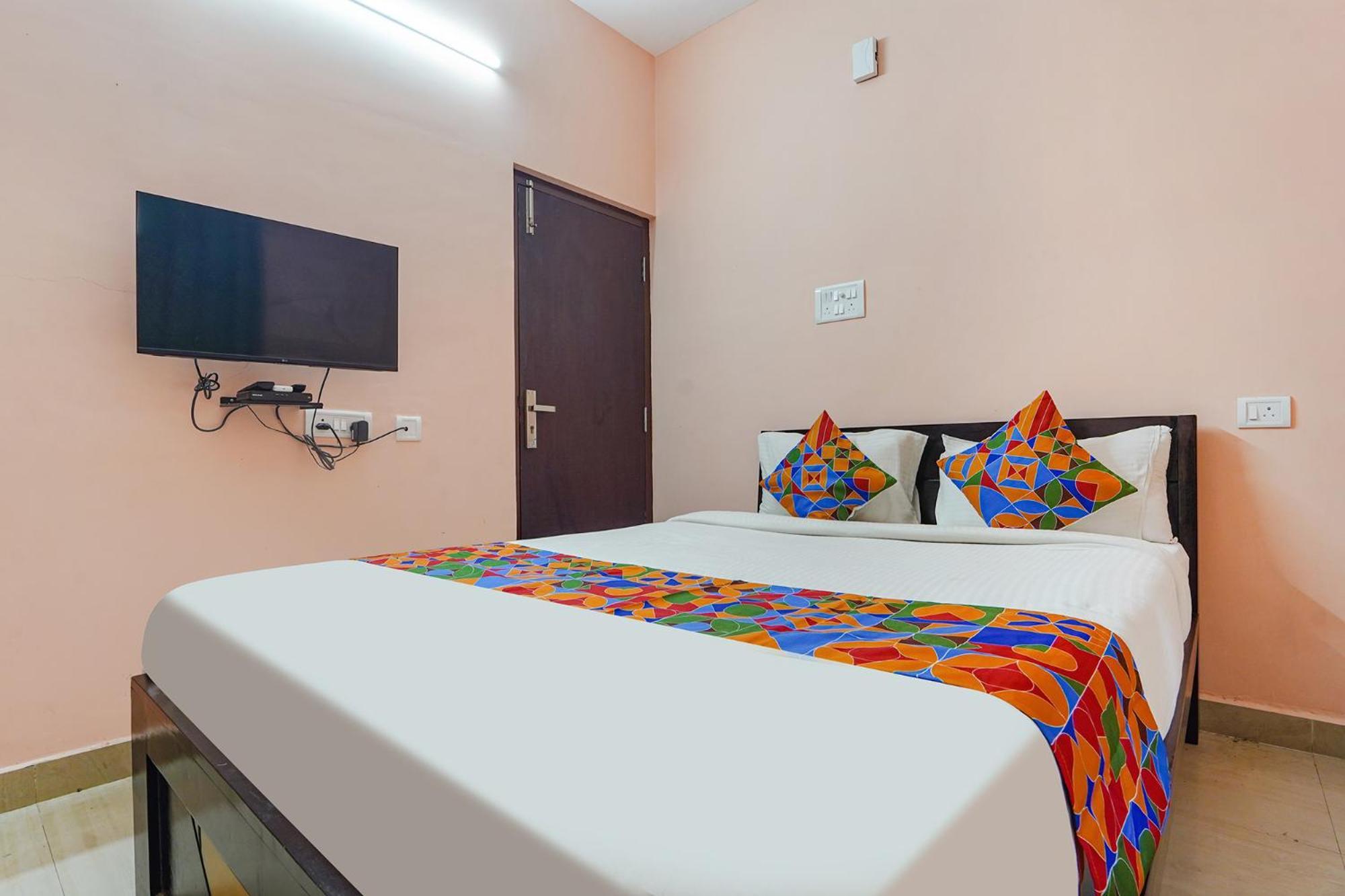 Fabexpress Its South East Residency Hotel Siruseri Exterior foto