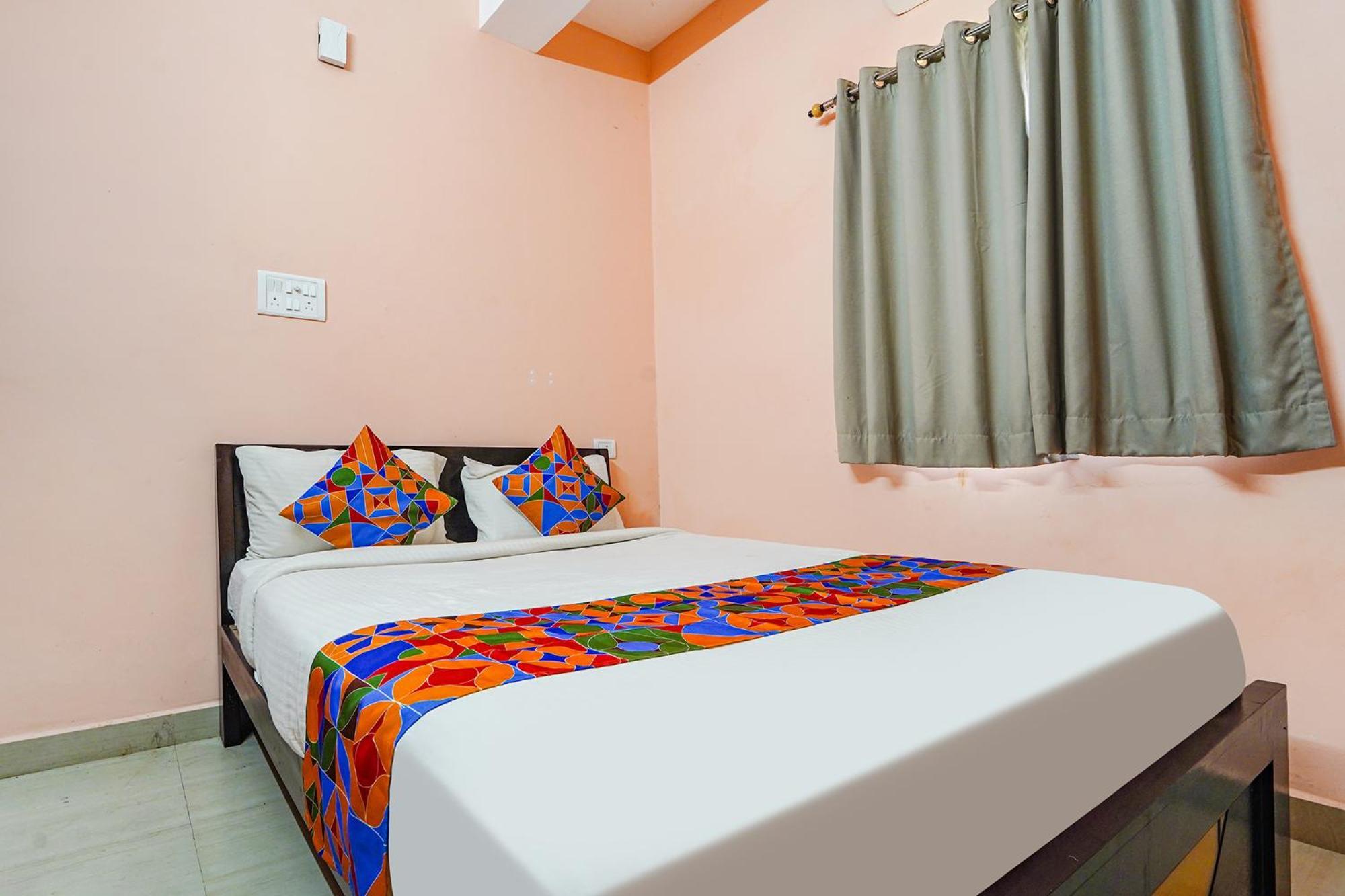Fabexpress Its South East Residency Hotel Siruseri Exterior foto