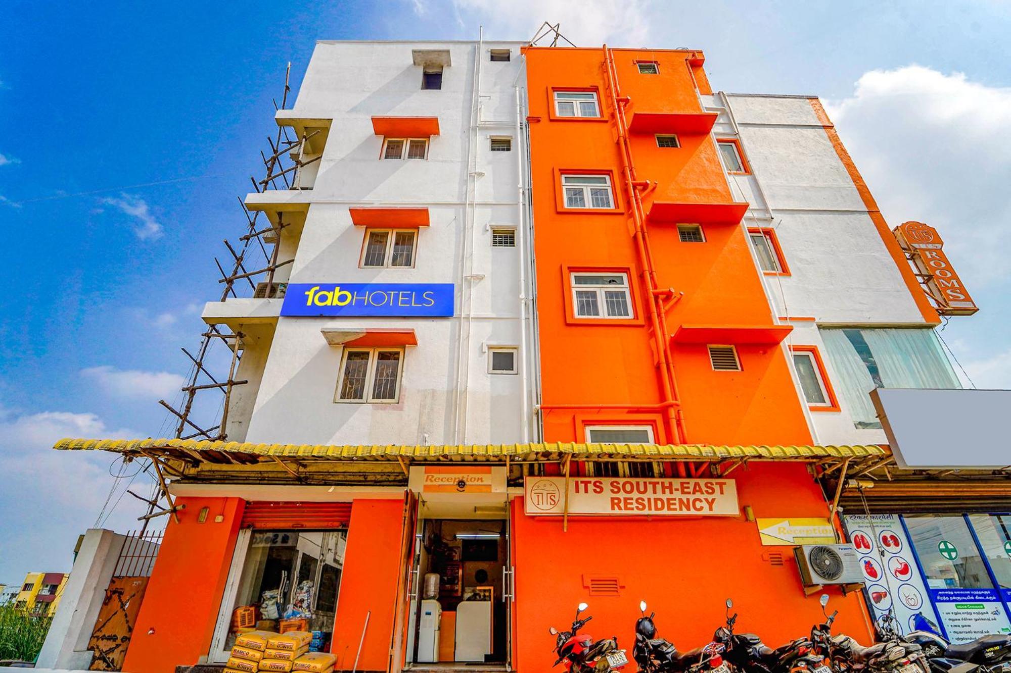 Fabexpress Its South East Residency Hotel Siruseri Exterior foto